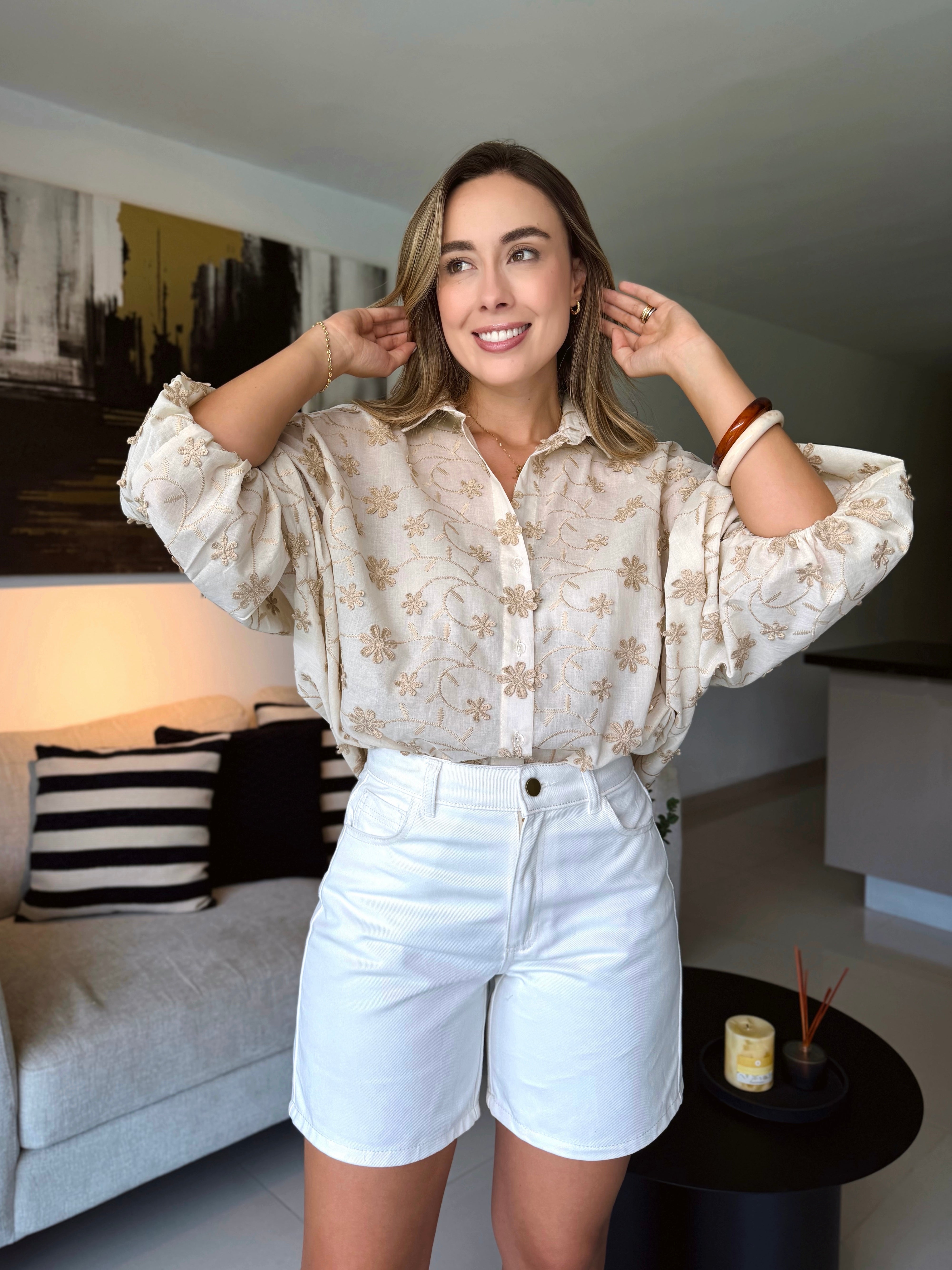 BLUSA GEORGINA OJALILLO 3D BEIGE