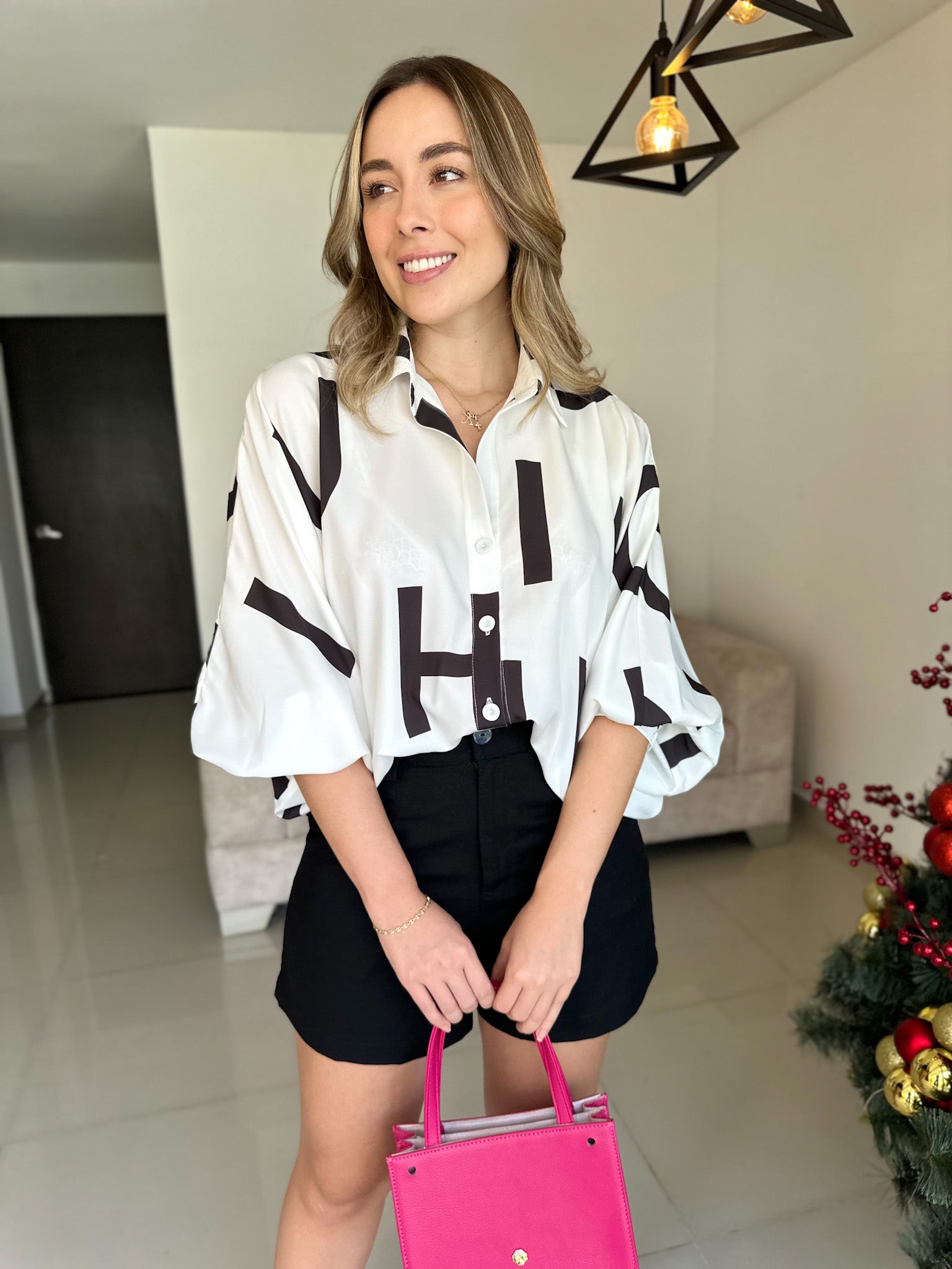 BLUSA MARTINA PRINT LETRAS NEGRAS