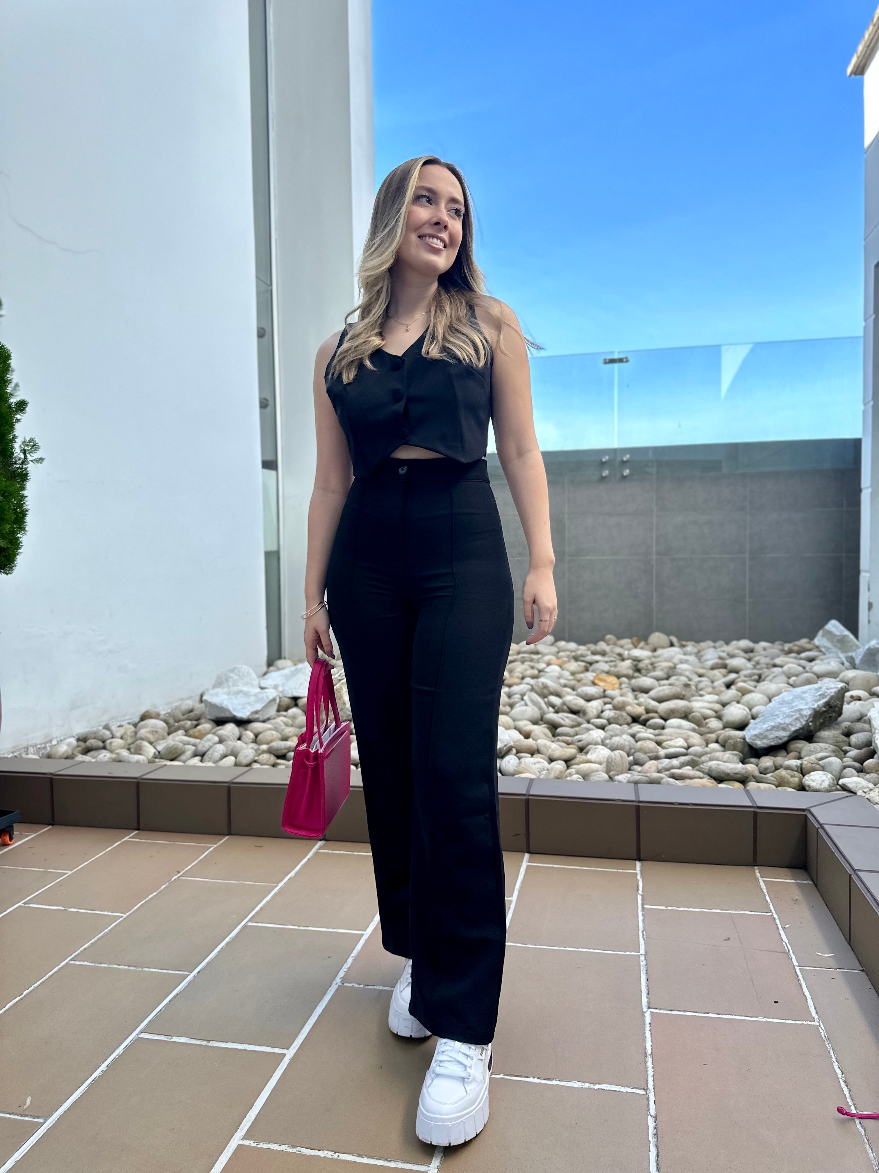 CHALECO SIMONA NEGRO