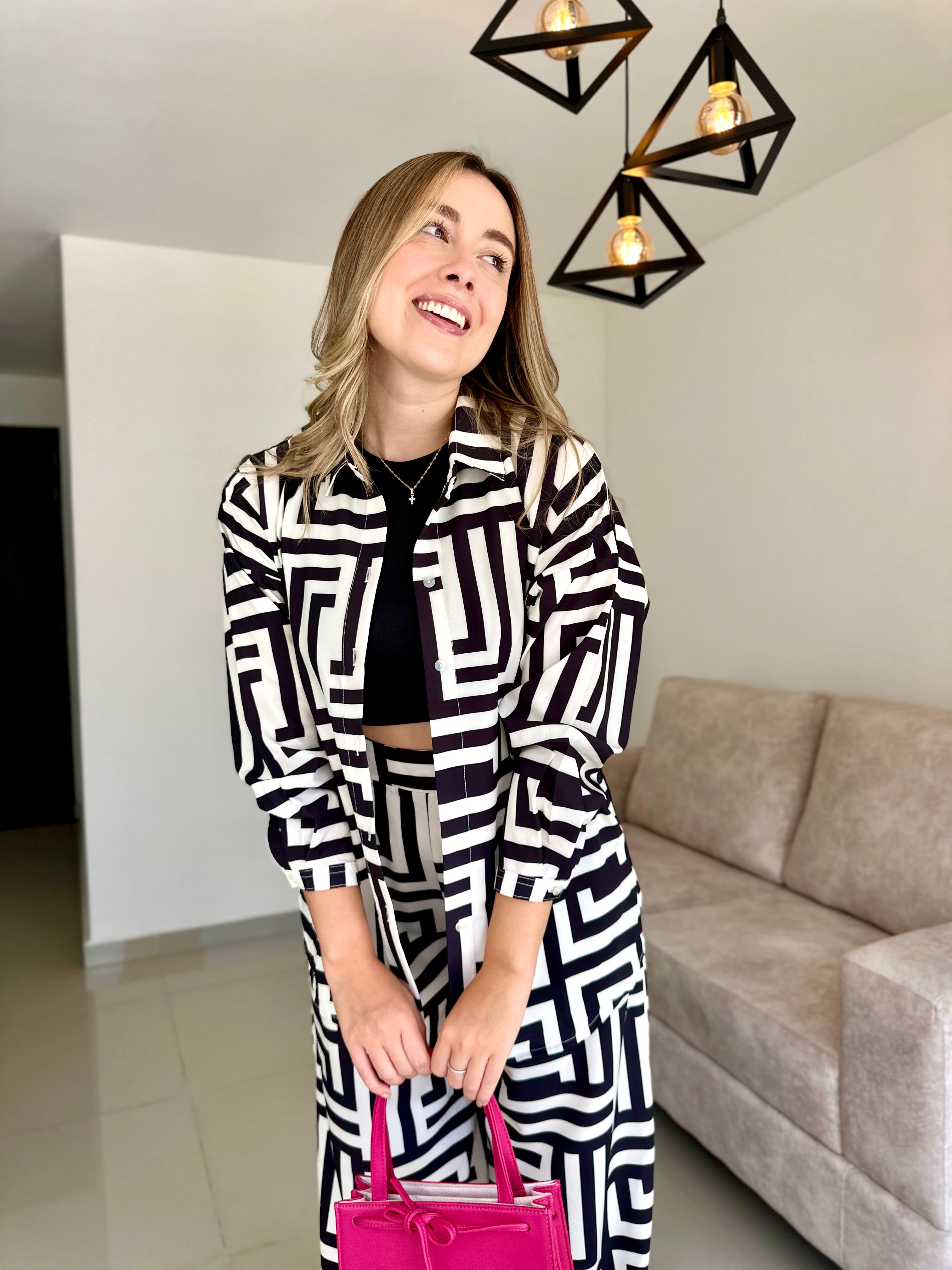 CAMISERO HAWAI NEGRO-MARFIL