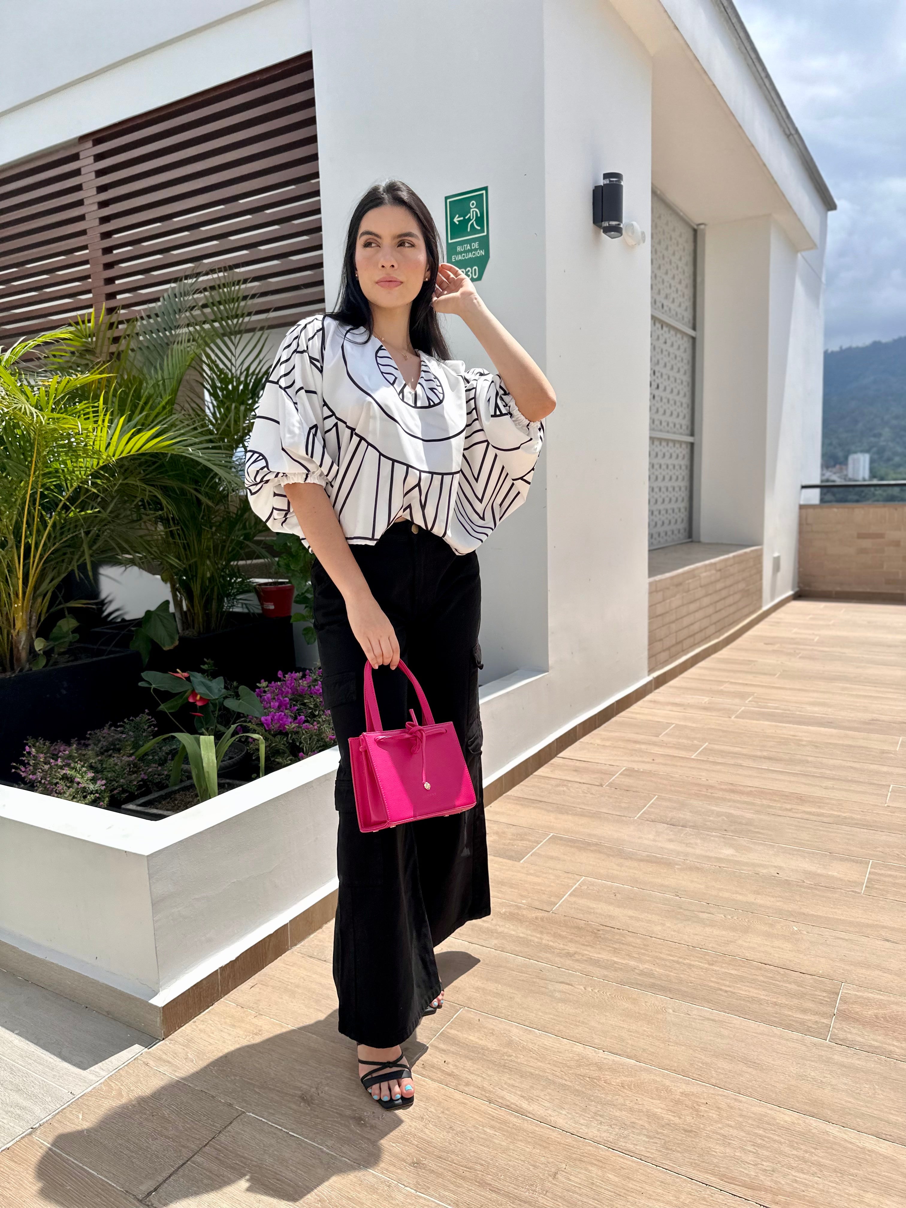 BLUSA CLOE PRINT FIGURAS