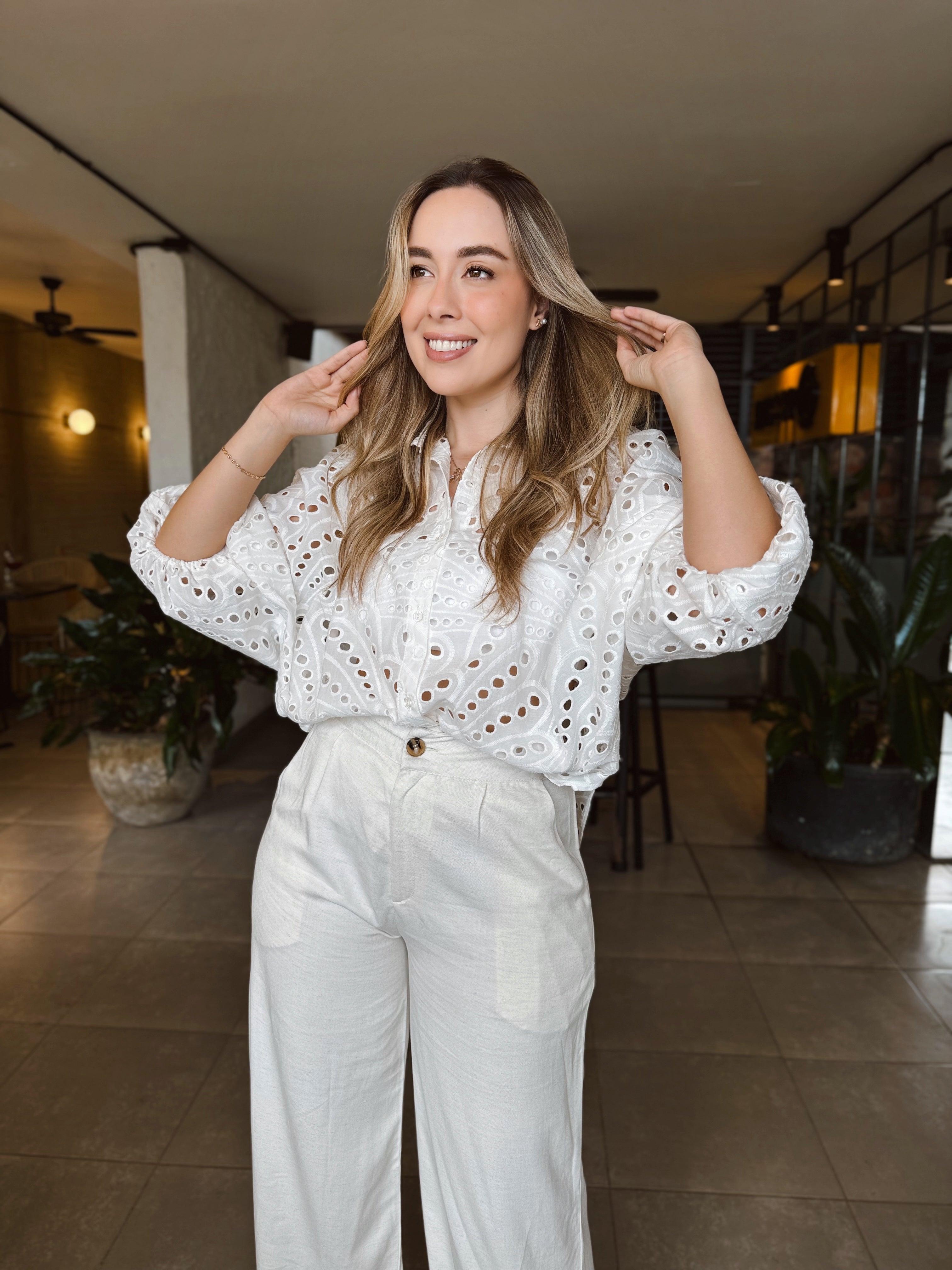 BLUSA GEORGINA OJALILLO GRANDE MARFIL