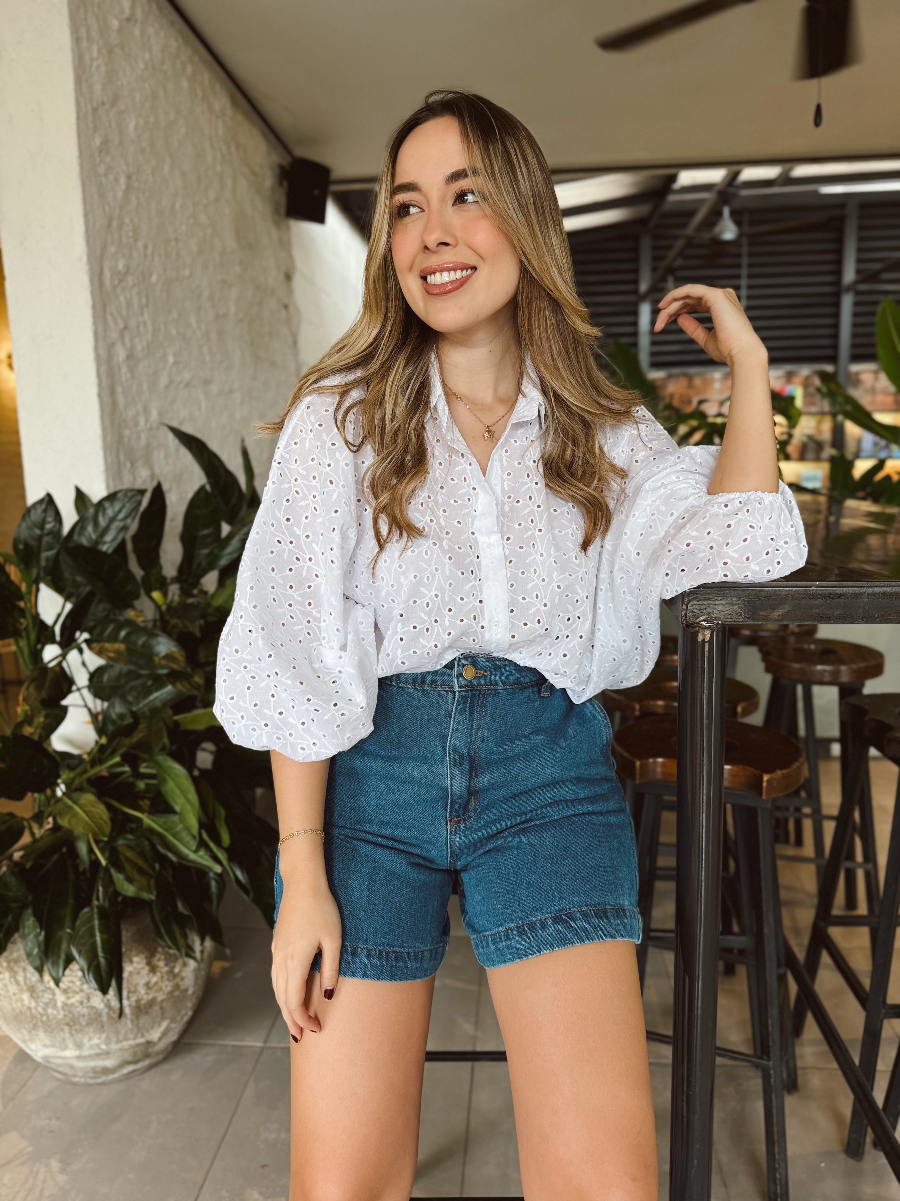 BLUSA GEORGINA OJALILLO BLANCA