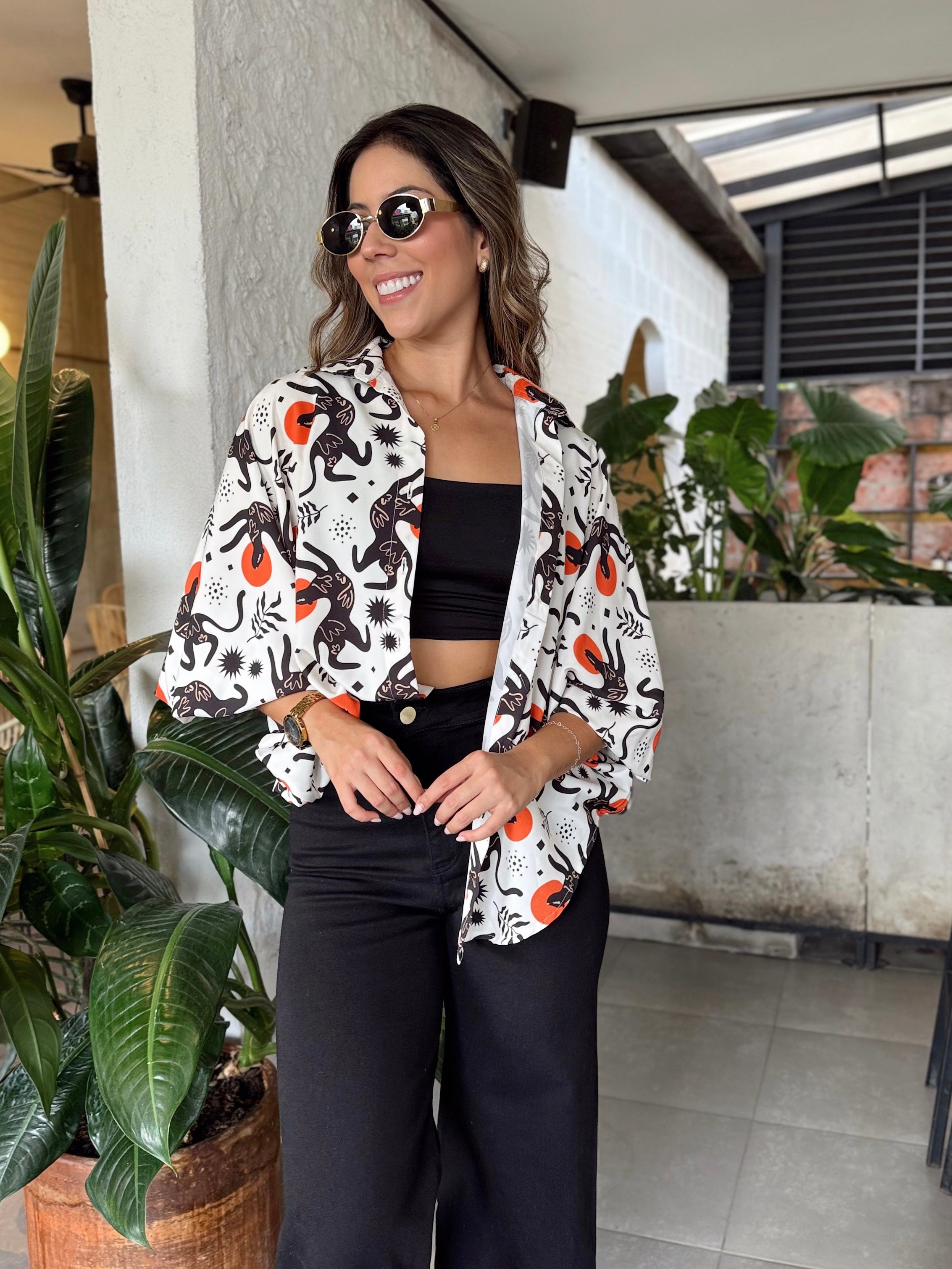 BLUSA MARTINA PRINT GATOS NEGROS