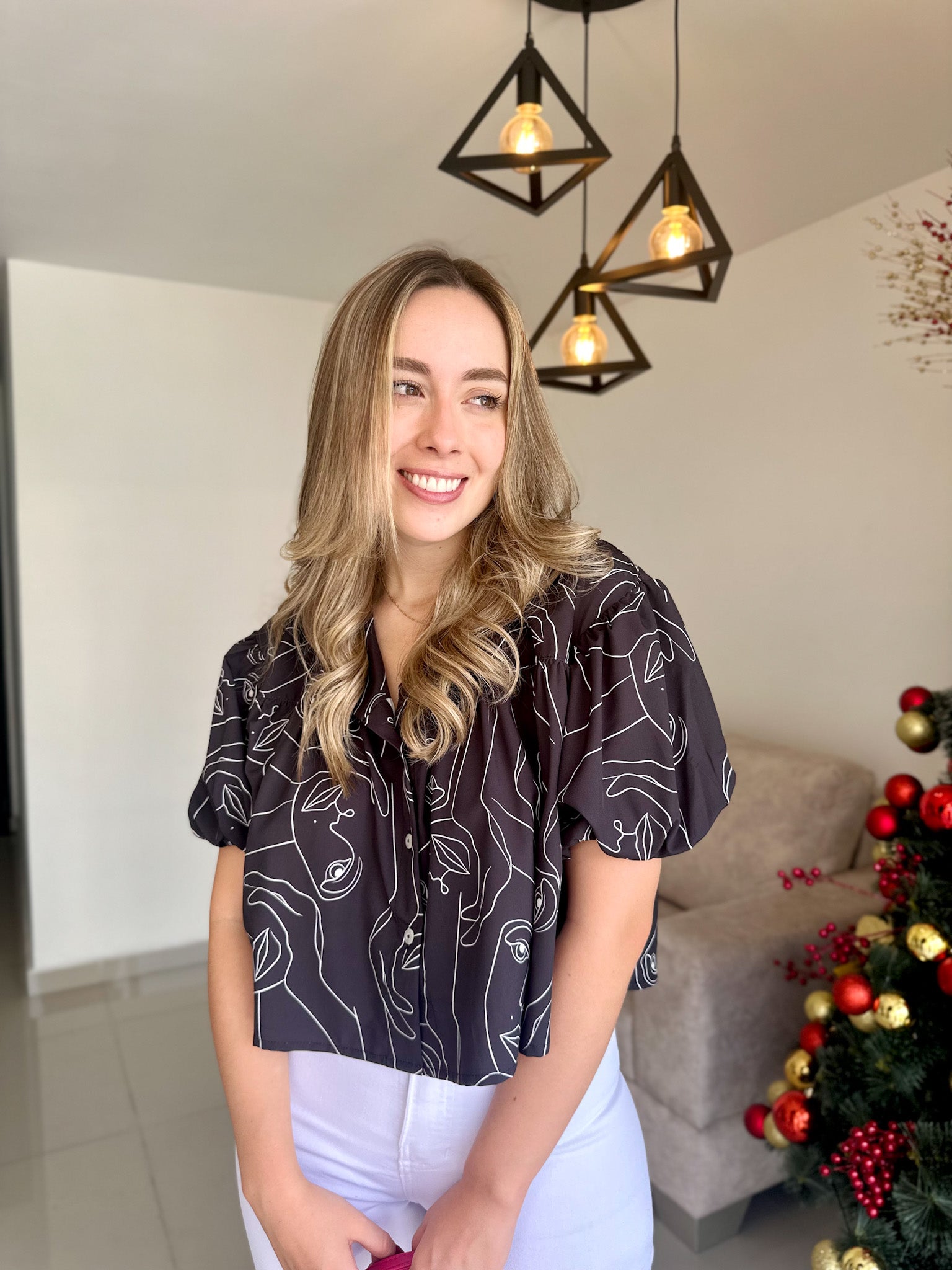 BLUSA MARIE PRINT CARAS NEGRA