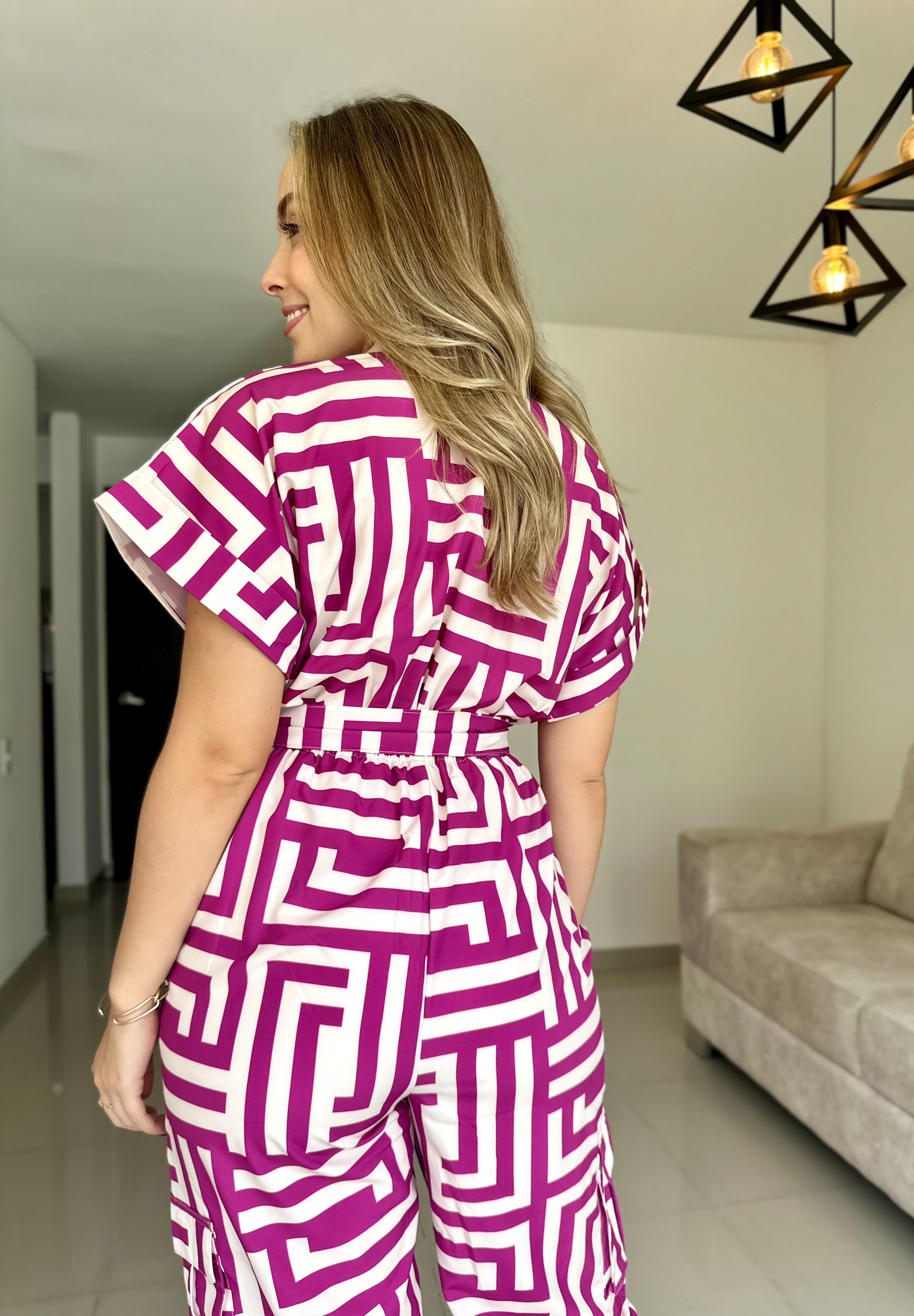 ENTERIZO ÁMBAR MORADO-MARFIL