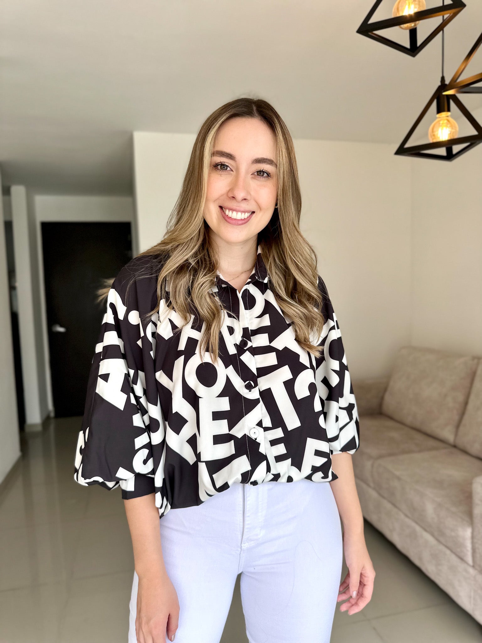 BLUSA MARTINA PRINT ABECEDARIO NEGRA