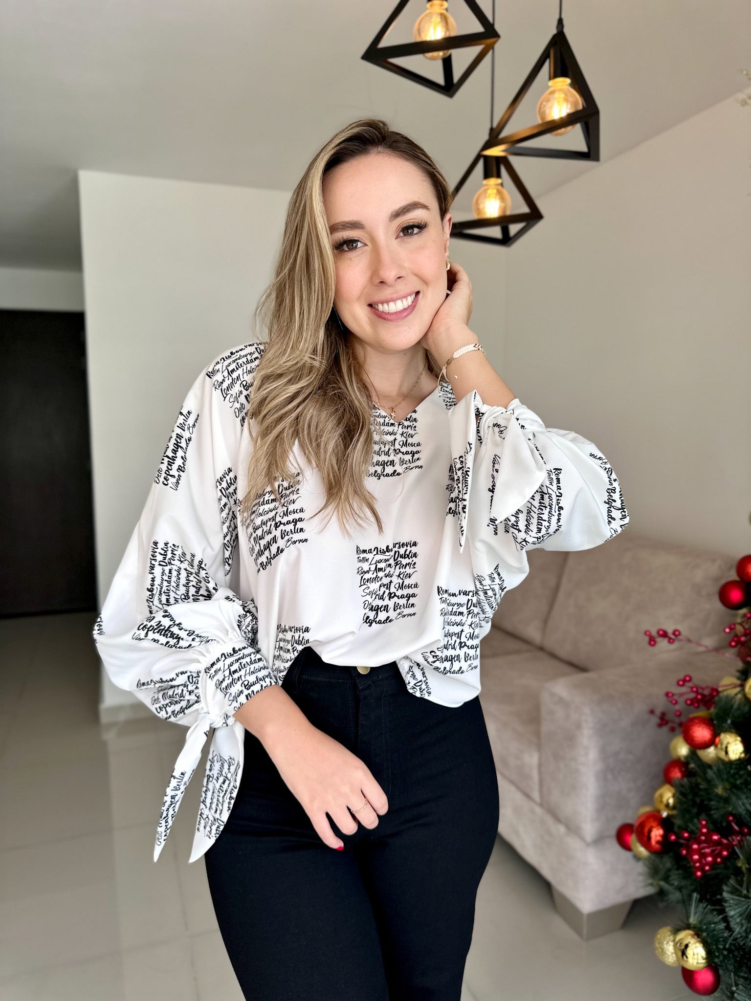 BLUSA ANA PRINT LETRAS