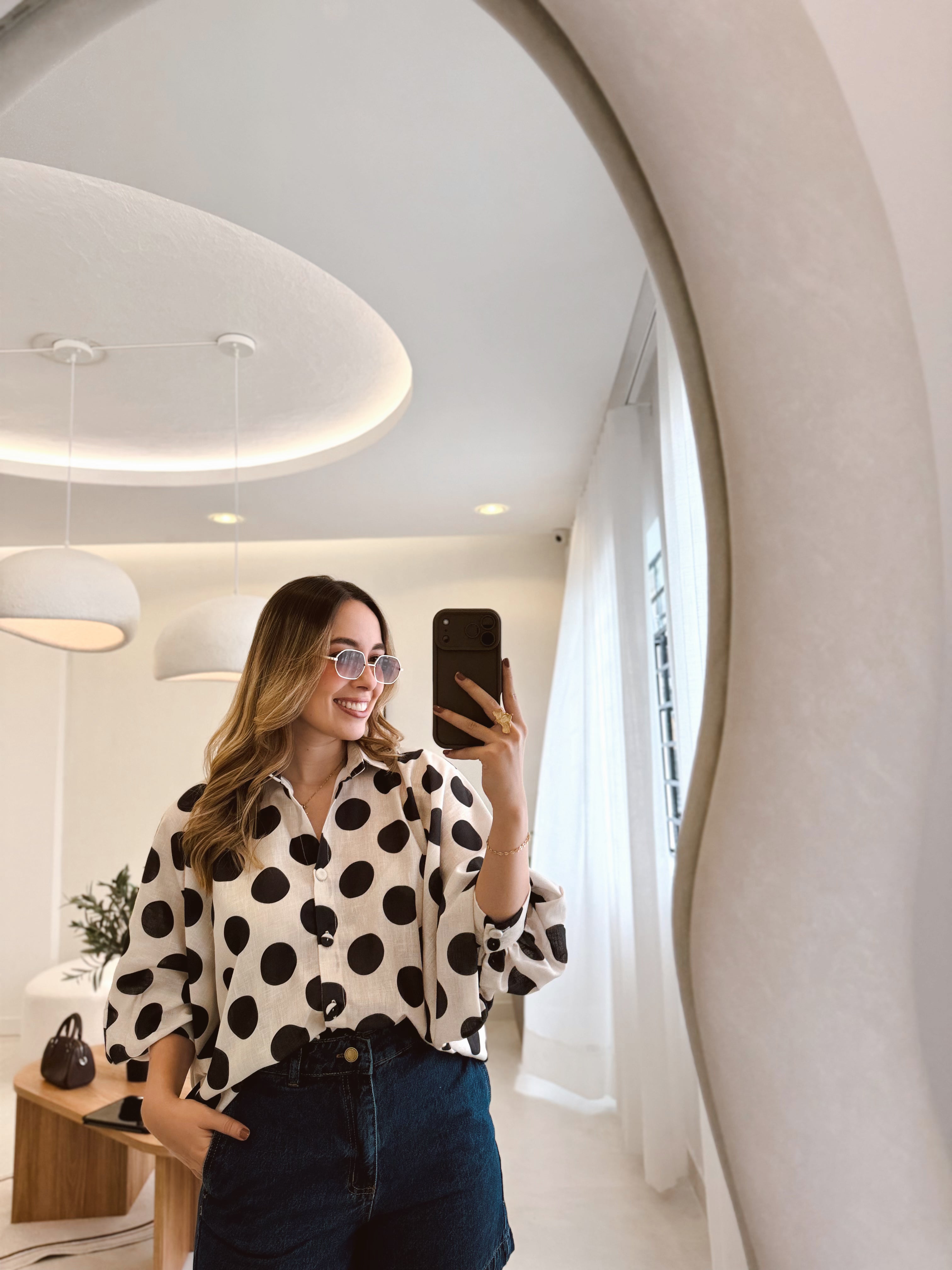 BLUSA MARTINA PRINT LUNARES NEGROS