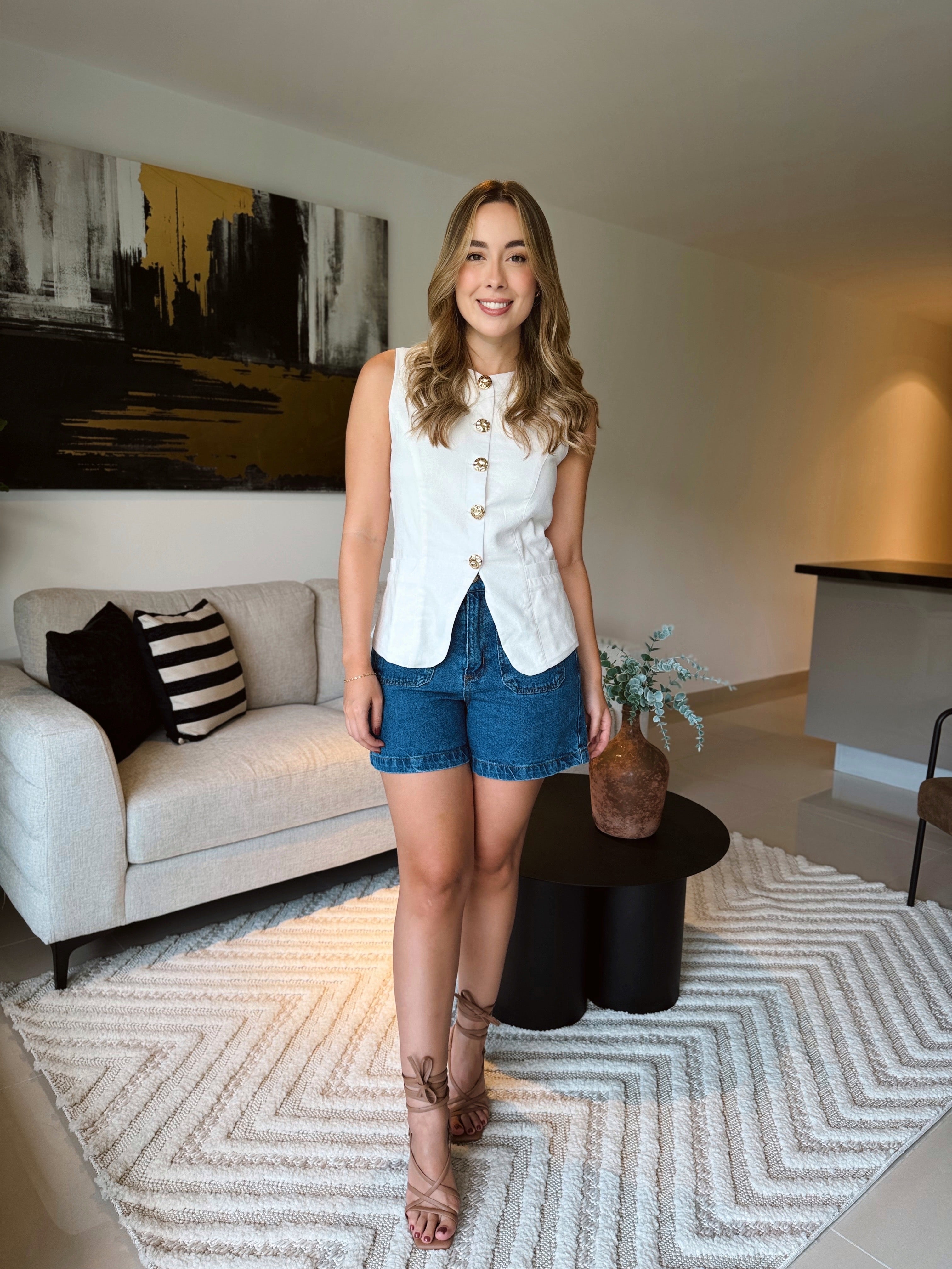 CHALECO MÓNACO LINO BLANCO BOTÓN DORADO