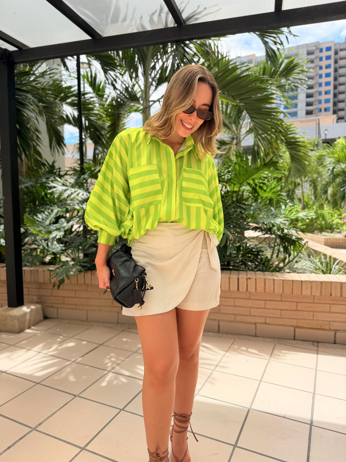 BLUSA EMMA RAYAS VERDE LIMA