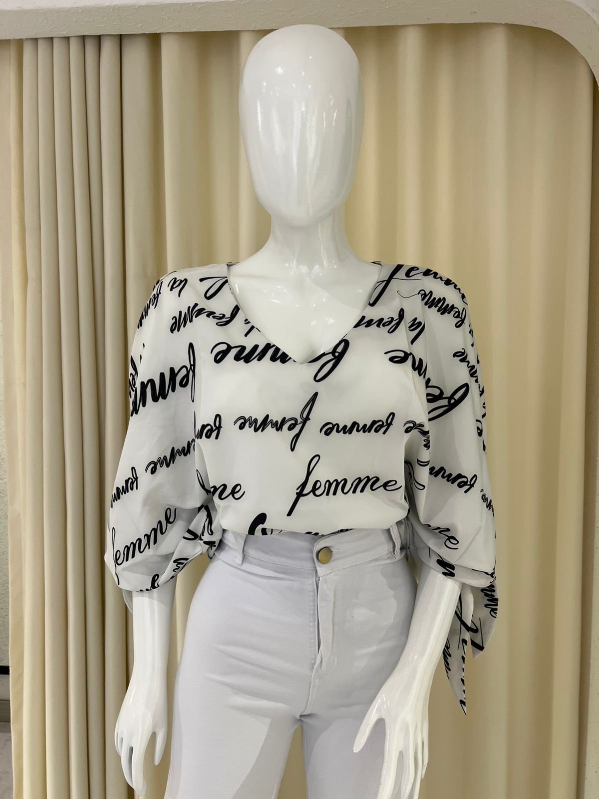 BLUSA ANA PRINT LETRAS