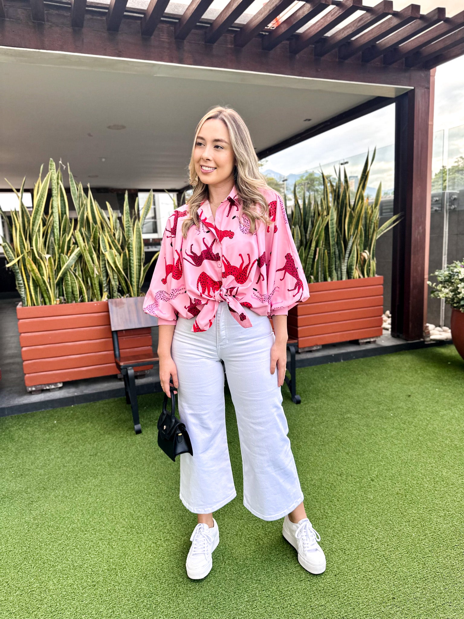 BLUSA MARTINA PRINT ROSA PANTERA