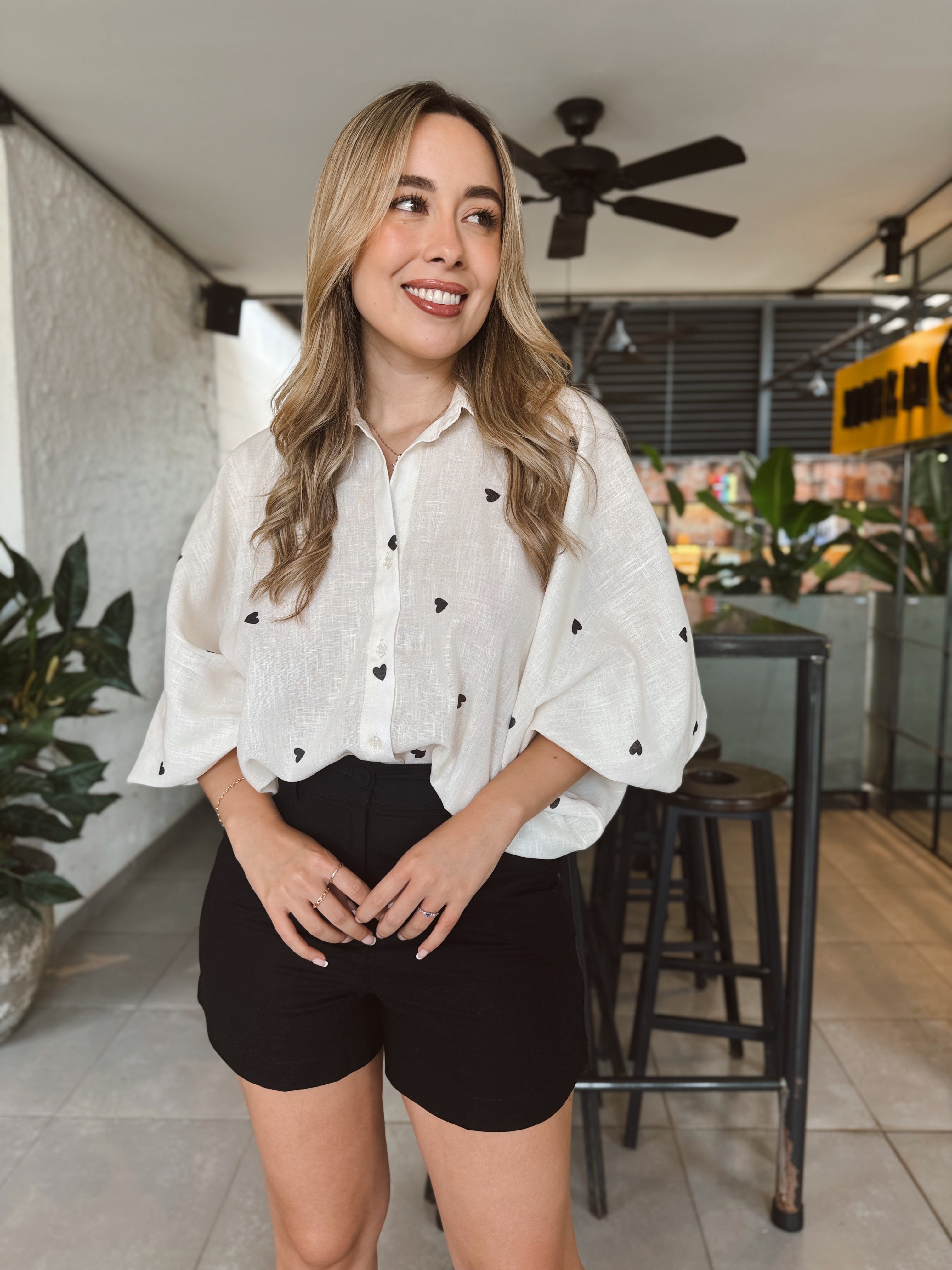 BLUSA GEORGINA PRINT CORAZÓN NEGRO