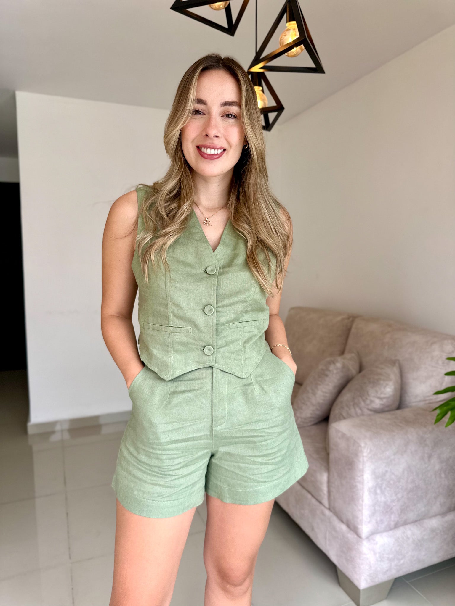 CHALECO MERCEDES LINO VERDE CLARO